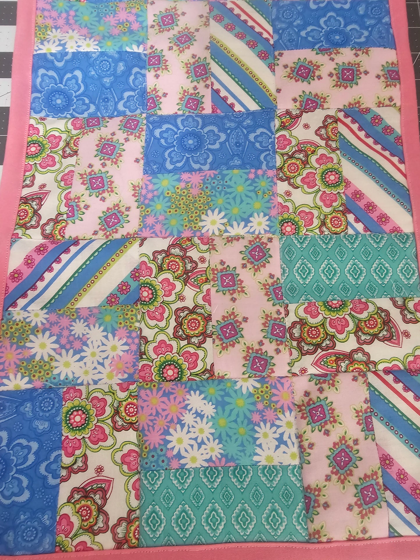 "Summer squares" runner