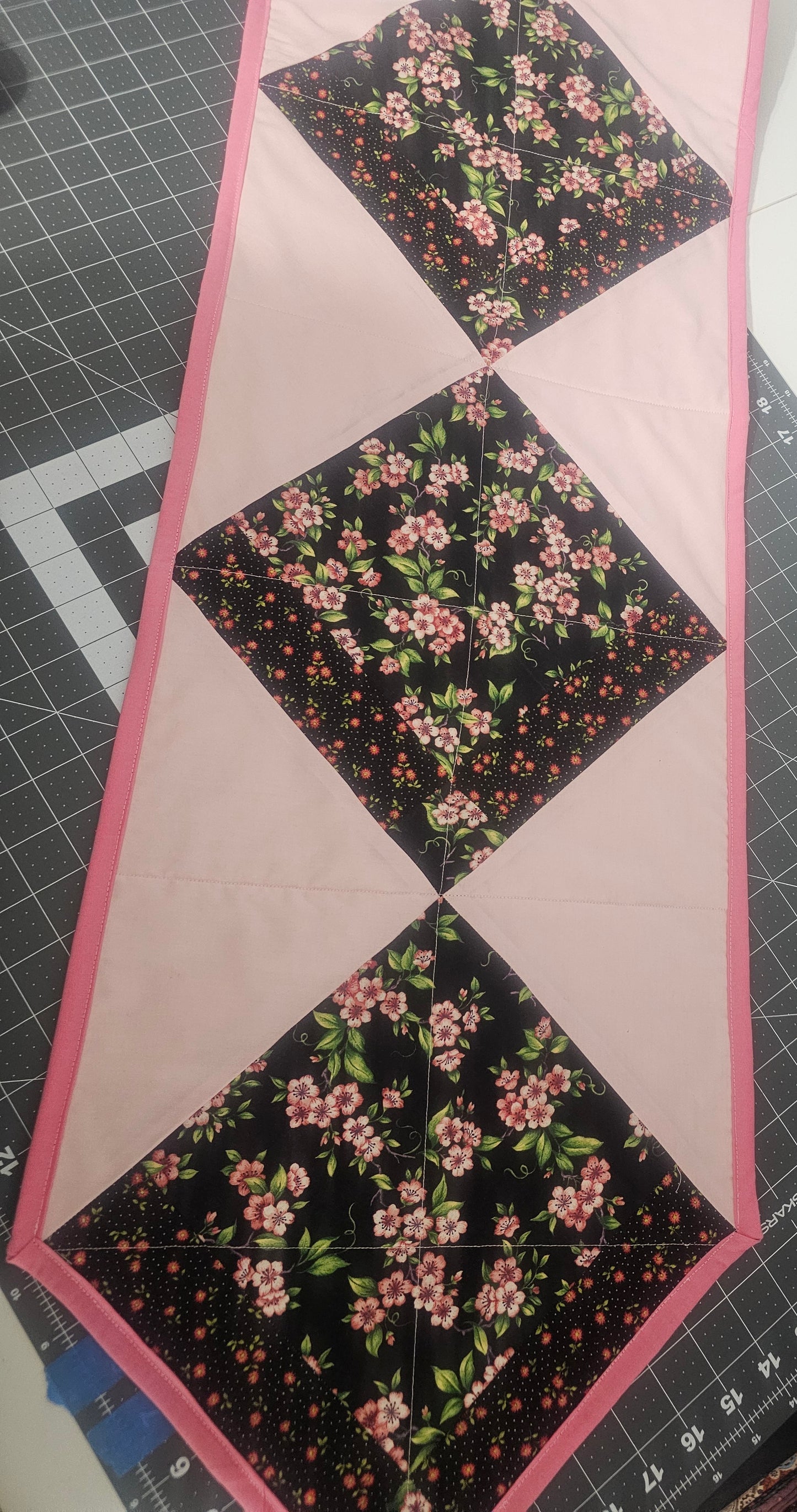 Spring flower pink runner